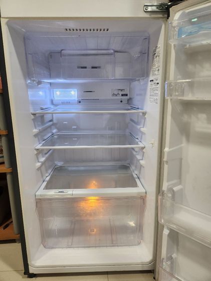 ​ตู้เย็น Mitsubishi Electric รุ่น MR-FV25N ขนาด 8.2 คิว (231 ลิตร) สภาพดี พร้อมใช้งาน รูปที่ 4