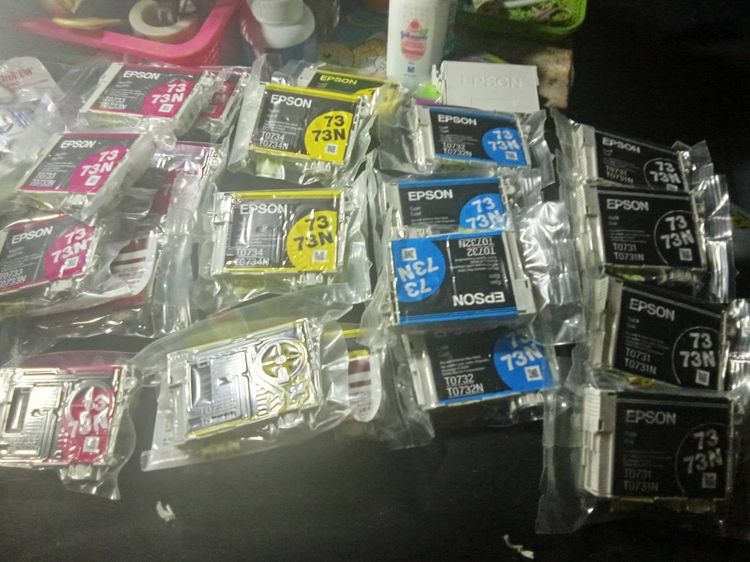 ตลับหมึก Epson 73N ของแท้ 21 ตลับ ดำฟ้าชมพูตลับหมึก Epson 73N ของแท้ 21 ตลับ ดำฟ้าชมพูเหลือง ใหม่ไม่เคยใช้ ไม่มีกล่องกระดาษ 