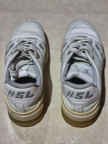 อื่นๆ รองเท้าผ้าใบ หนังแท้ UK 8 | EU 42 | US 9.5 ขาว Louis Vuitton white Leather sneakers LV Trainer