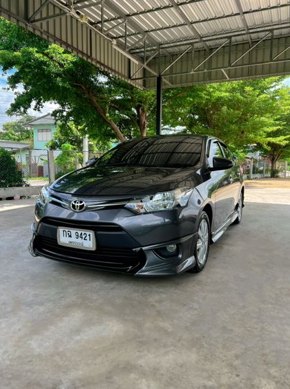 รถ Toyota Vios 1.5 E สี เทา