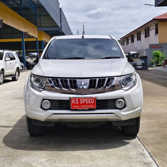 Mitsubishi Triton 2018 2.4 GLS Plus Pickup ดีเซล ไม่ติดแก๊ส เกียร์อัตโนมัติ ขาว รูปที่ 2