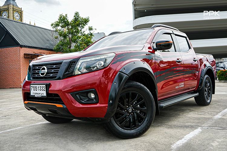 รถ Nissan NP300-NAVARA 2.5 Calibre E Black Edition สี แดง