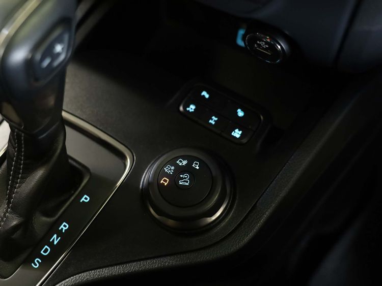 Ford Everest 2021 2.0 Bi-Turbo Titanium+ 4WD Utility-car ดีเซล ไม่ติดแก๊ส เกียร์อัตโนมัติ ขาว รูปที่ 4