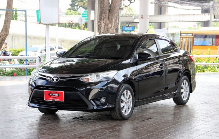 รถ Toyota Vios 1.5 G สี ดำ