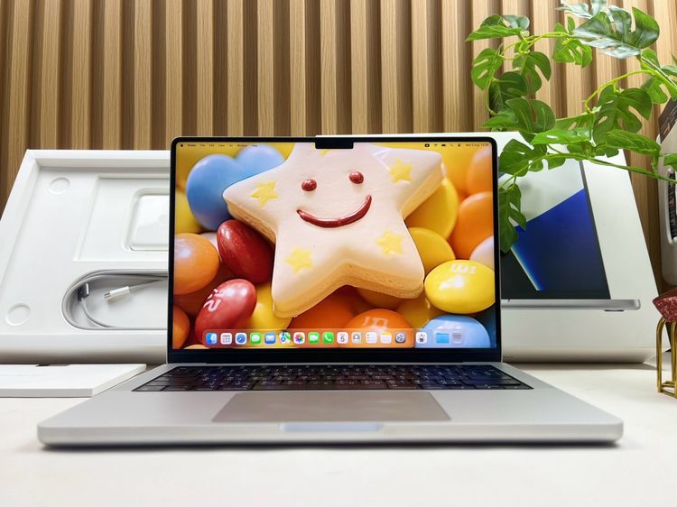 Apple Mackbook Pro 14 Inch แมค โอเอส 16 กิกะไบต์ อื่นๆ ไม่ใช่ MacBook Pro 14-inch M1 Pro 2021 Ram16GB SSD 512 GB Silver