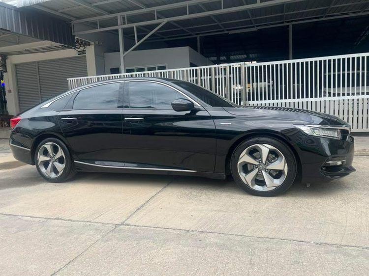 รถ Honda Accord 2.0 EL NAVI สี ดำ
