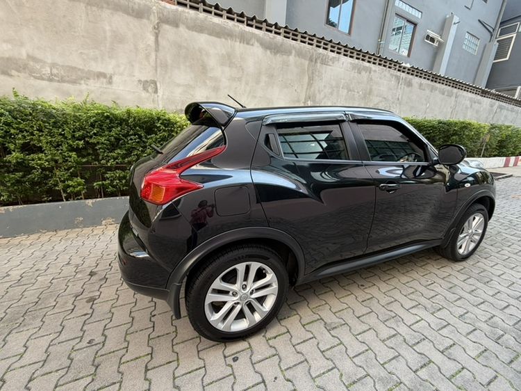 Nissan Juke 2014 1.6 V Utility-car เบนซิน ไม่ติดแก๊ส เกียร์อัตโนมัติ ดำ รูปที่ 3