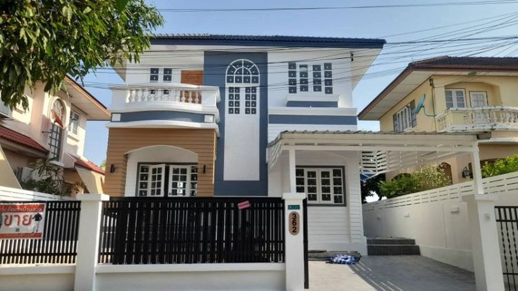 Land and Houses วรารมย์ เพชรเกษม 81 รูปที่ 2