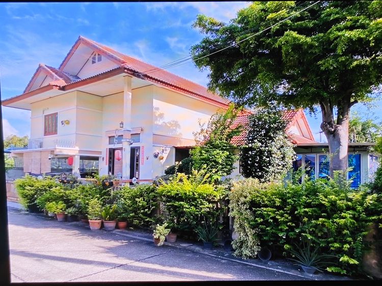 ไม่มี ขายบ้านใจกลางเมืองระยอง บรรยากาศร่มรื่น ใกล้สิ่งอำนวยความสะดวก ใหญ่กว้างมากครัวครบชุด มีแอร์ เครื่องทำน้ำอุ่นพร้อม