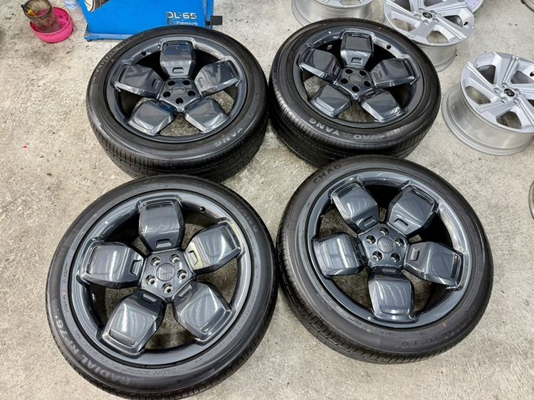 ล้อแม็ก CHERY V23 ขอบ 21” ถอดป้ายแดงยาง CHAO YANG 265-45R21  ปี 26 ตุ่มหน้ายางยังอยู่ครบ รูปที่ 4
