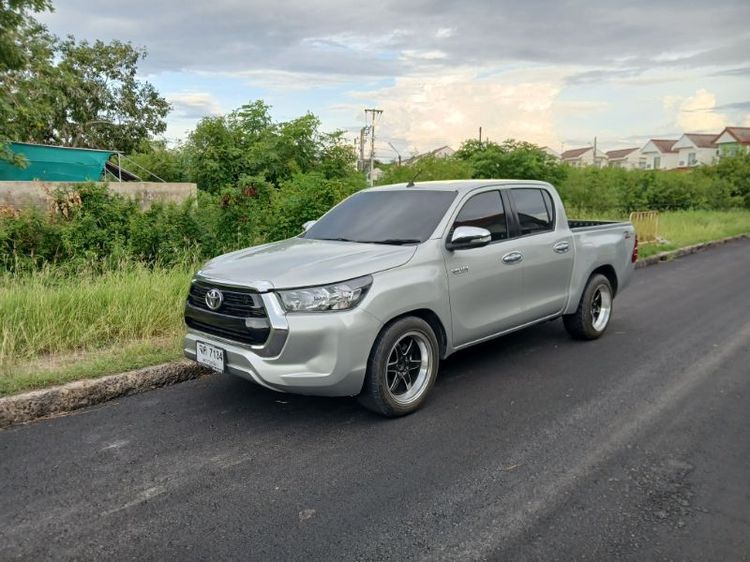Toyota Hilux Revo 2023 2.4 Z Edition Entry Pickup ดีเซล ไม่ติดแก๊ส เกียร์ธรรมดา เทา