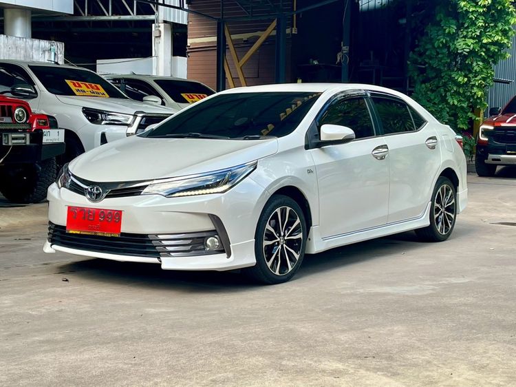 ปี 2018 จดทะเบียน 2019 Toyota Altis Esport 1.8 AT