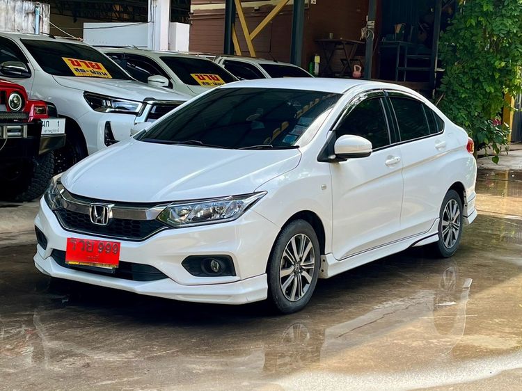 Honda City 2018 1.5 V Sedan เบนซิน ไม่ติดแก๊ส เกียร์อัตโนมัติ ขาว