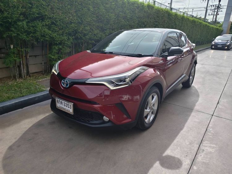 Toyota C-HR 2018 1.8 HV Mid Sedan ไฮบริด ไม่ติดแก๊ส เกียร์อัตโนมัติ แดง รูปที่ 3