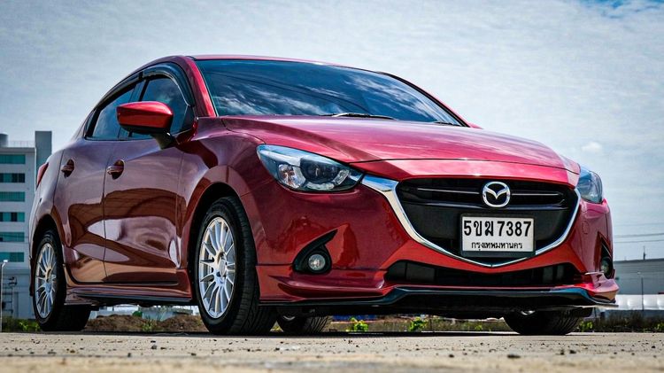 Mazda Mazda 2 2016 1.3 High Plus Sedan เบนซิน เกียร์อัตโนมัติ แดง รูปที่ 4