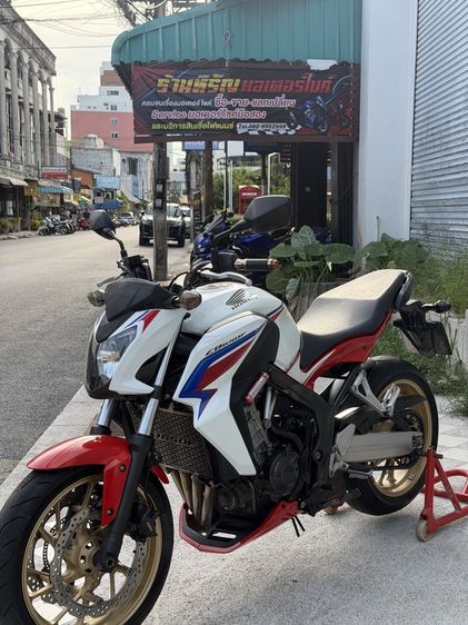 HONDA CB650F ปี 2014 รูปที่ 4