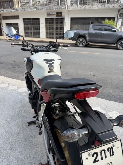 HONDA CB650F ปี 2014 รูปที่ 6
