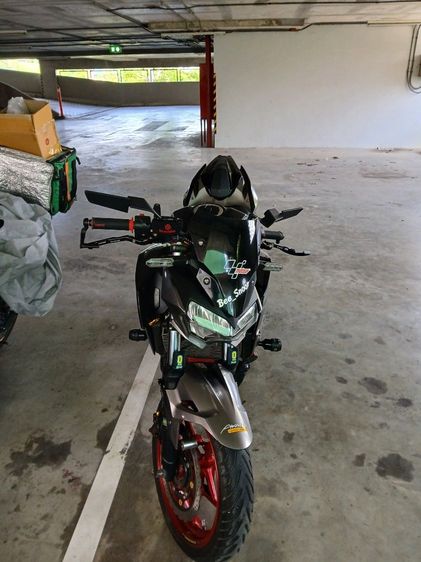 ขาย Kawasaki Ninja Z400 SE ปี 2019 สีดำ-แดง✅ รุ่น SE ท็อปสุด ของแต่งครบ ติดรถมาจากโรงงาน✅ ไม่เคยชนหนัก ไมล์ 44,000 กม.✅ เอกสารครบพร้อมโอน💡 ขายเพื่อลดภาระค่า