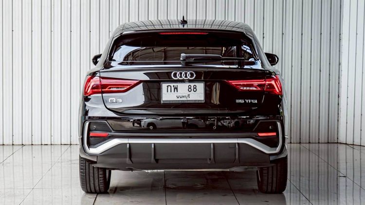 Audi Audi Q3  2022 2.0 TFSI AWD Utility-car เบนซิน ไม่ติดแก๊ส เกียร์อัตโนมัติ ดำ รูปที่ 4