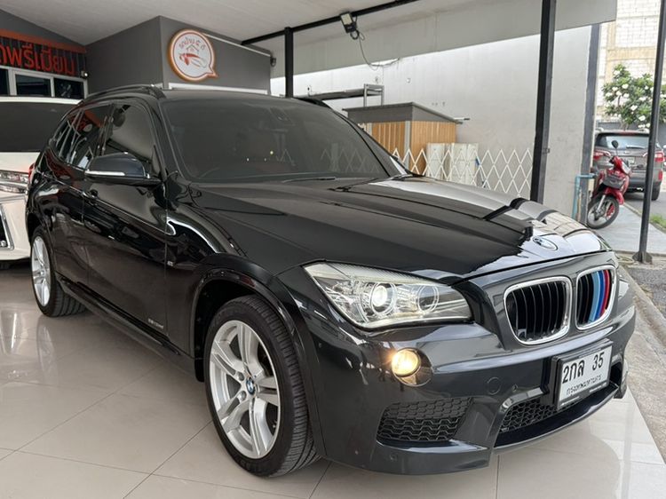 BMW X1 2015 2.0 sDrive18i M Sport Utility-car เบนซิน ไม่ติดแก๊ส เกียร์อัตโนมัติ ดำ รูปที่ 3