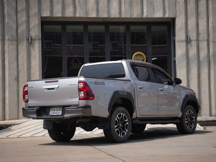 Toyota Hilux Revo 2023 Double Cab 2.4 Mid Prerunner Pickup ดีเซล ไม่ติดแก๊ส เกียร์อัตโนมัติ บรอนซ์เงิน รูปที่ 2
