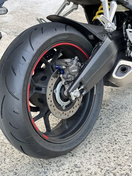 Honda CBR650r สวยกริป 2100กิโลเมตร รูปที่ 10