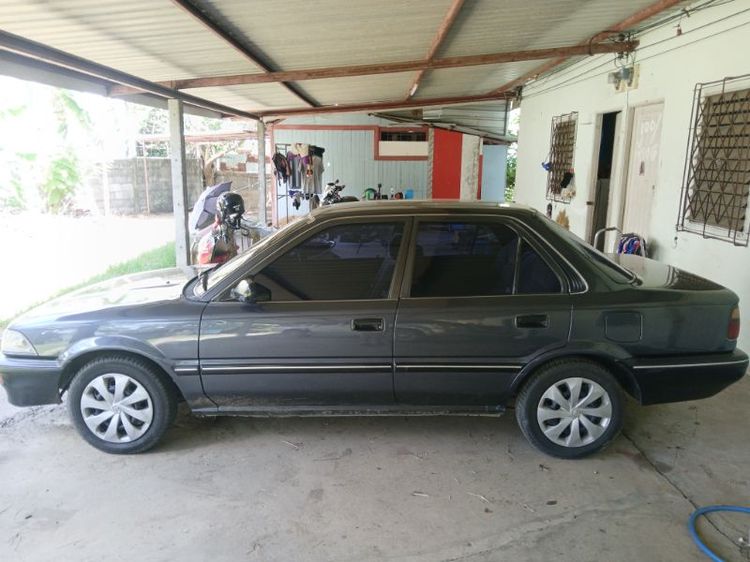 รถ Toyota Corolla 1.3 GL สี เทา