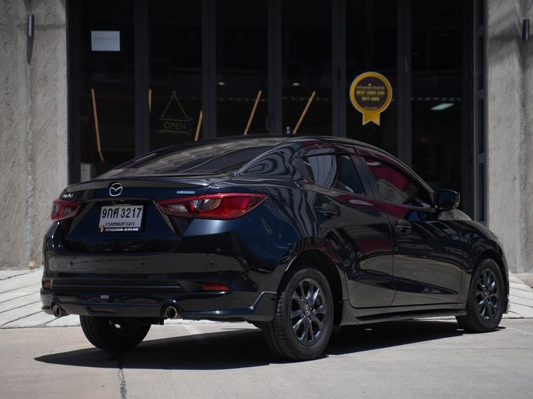 Mazda Mazda 2 2019 1.3 S Sedan เบนซิน ไม่ติดแก๊ส เกียร์อัตโนมัติ ดำ รูปที่ 3