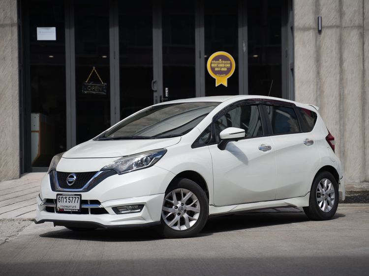 Nissan Note 1.2 VL สีขาว