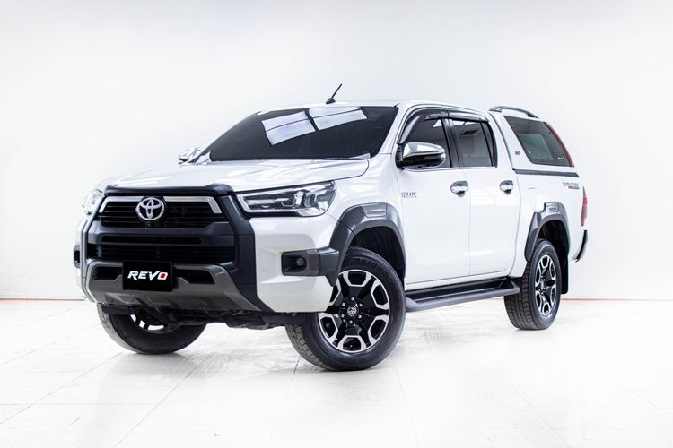 TOYOTA HILUX REVO 2.4 HIGH DOUBLE CAB PRERUNNER AT 2023 ออกรถ 0 บาท รหัสรถ 5D170 