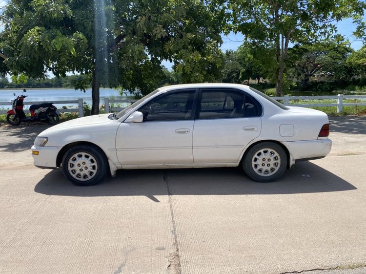 Toyota Corolla 1993 1.5 GXi Sedan ดีเซล เกียร์อัตโนมัติ ขาว รูปที่ 4