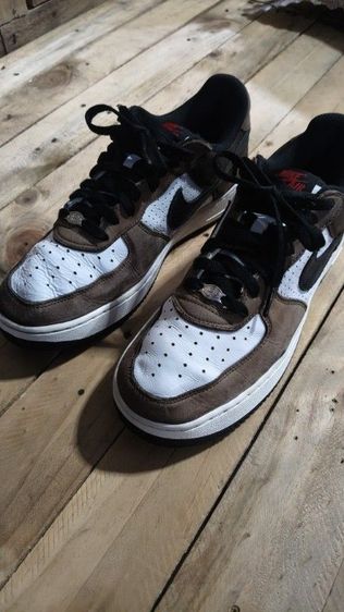 Nike รองเท้าผ้าใบ อื่นๆ UK 8 | EU 42 | US 8.5 น้ำตาล ขายครับ 2300 ไซส์ 42 ครับ สภาพสวย