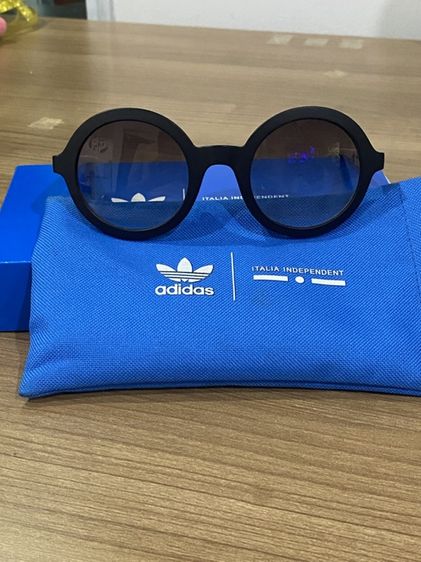 แว่นตา Adidas