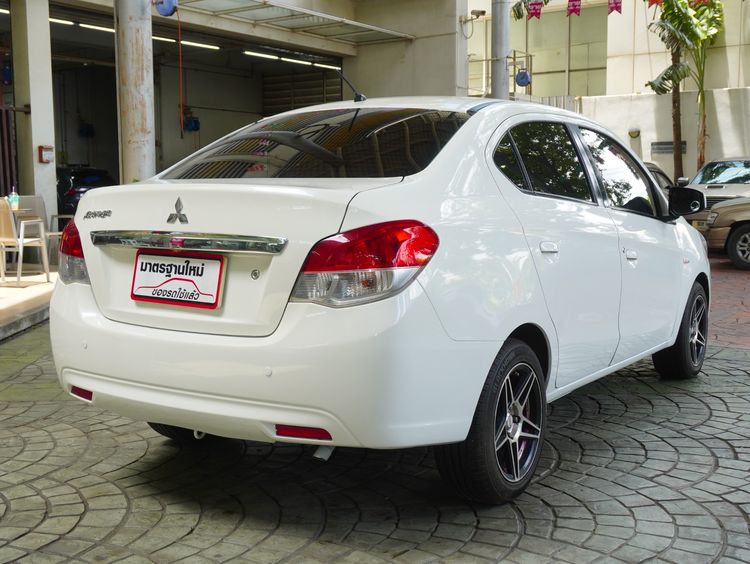 Mitsubishi Attrage 2014 1.2 GLX Sedan เบนซิน ไม่ติดแก๊ส เกียร์อัตโนมัติ ขาว รูปที่ 4