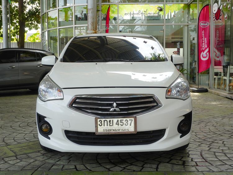 Mitsubishi Attrage 2014 1.2 GLX Sedan เบนซิน ไม่ติดแก๊ส เกียร์อัตโนมัติ ขาว รูปที่ 2