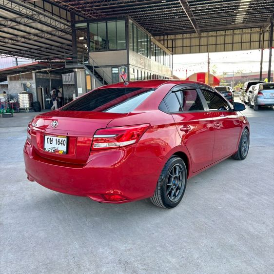 Toyota Vios 2018 1.5 E Sedan เบนซิน ไม่ติดแก๊ส เกียร์อัตโนมัติ แดง รูปที่ 2