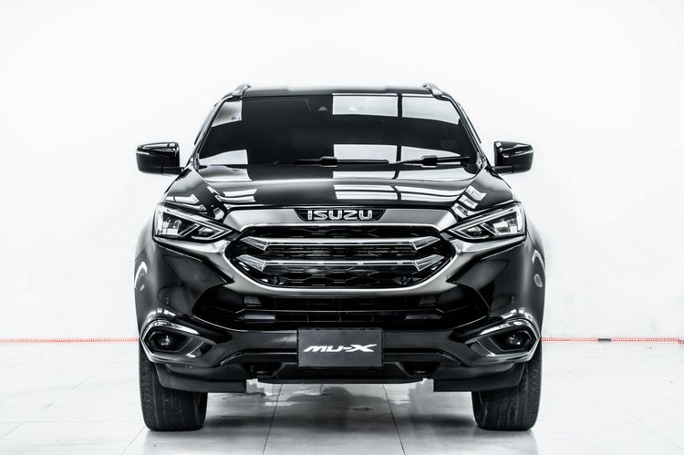 Isuzu MU-X 2022 3.0 Ultimate AT 2WD Utility-car ดีเซล ไม่ติดแก๊ส เกียร์อัตโนมัติ ดำ รูปที่ 4