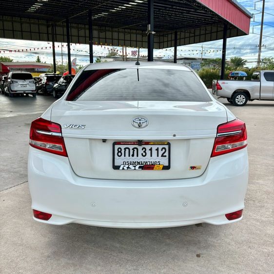Toyota Vios 2019 1.5 Mid Sedan เบนซิน ไม่ติดแก๊ส เกียร์อัตโนมัติ ขาว รูปที่ 4
