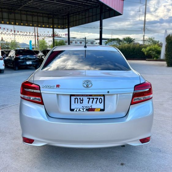 Toyota Vios 2020 1.5 Entry Sedan เบนซิน ไม่ติดแก๊ส เกียร์อัตโนมัติ เทา รูปที่ 4