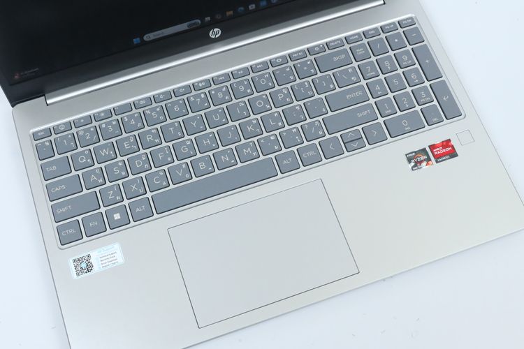 HP 15-FC0285AU Ryzen 3 7320U RAM8.256GB รูปที่ 4