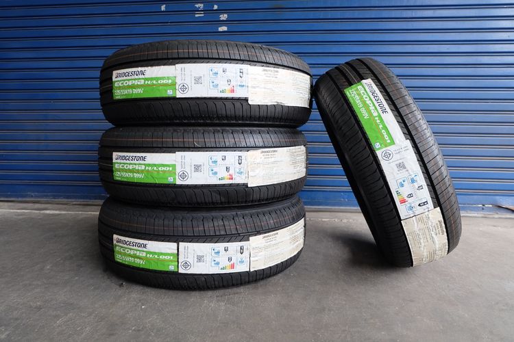 💪 ยางใหม่ Bridgestone รุ่น Ecopia HL 001 ขนาด 225 55R19 ปี25