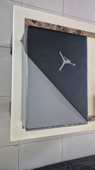 Jordan MVP ของแท้ US11 สภาพดี พร้อมกล่อง
