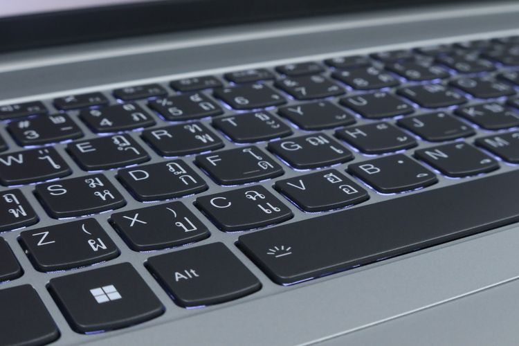 LENOVO IDEAPAD SLIM 5 16IAH8 Core i5-12450H Ram16GB.512GB รูปที่ 4