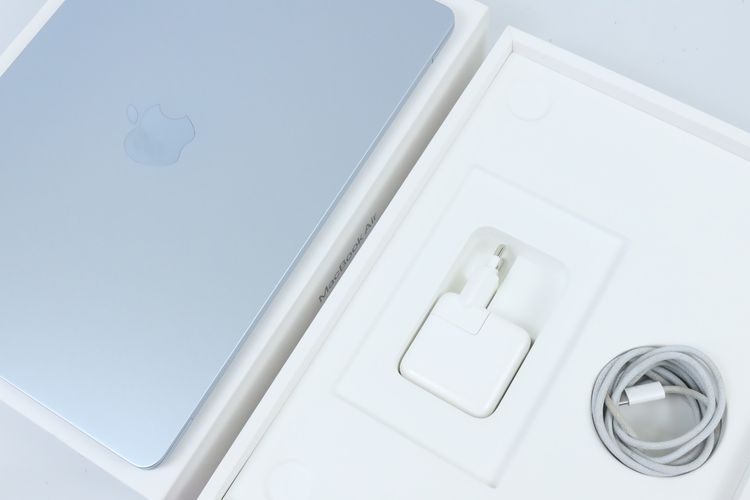 MacBook Air M4 13" 16.256GB มีรอยนิดหน่อยนะ รูปที่ 15