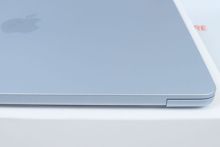MacBook Air M4 13" 16.256GB มีรอยนิดหน่อยนะ รูปที่ 9