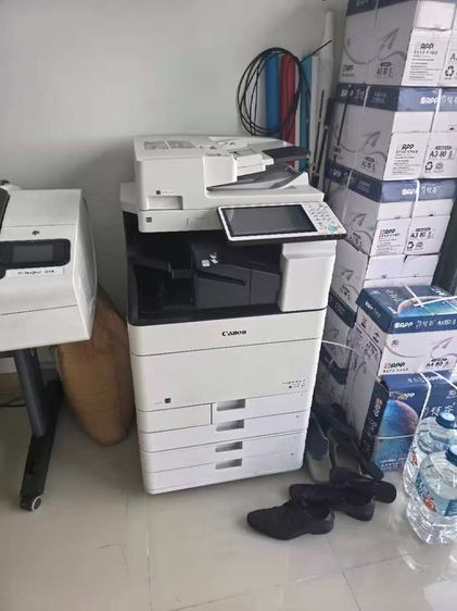 เครื่องถ่ายเอกสารดิจิทัลสี Canon imageRUNNER ADVANCE C5560 III เครื่องพิมพ์ออลอินวันความเร็วสูงสำหรับใช้งานเชิงพาณิชย์ระดับเรือธงของ Canon เ