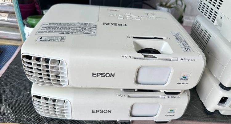 โปรเจคเตอร์Epson EB-S03 (งานช่าง)