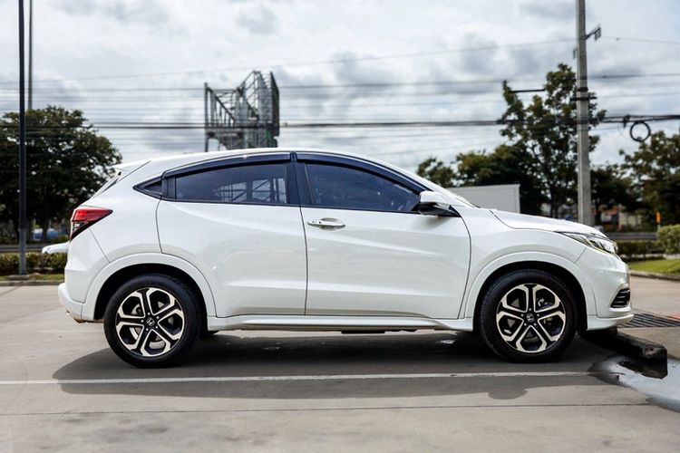 Honda HR-V 2020 1.8 EL Utility-car เบนซิน ไม่ติดแก๊ส เกียร์อัตโนมัติ ขาว รูปที่ 4