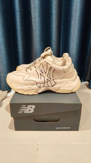 MLB NY รุ่น Bigball Chunky A Vintage สีขาวออฟไวท์ มือสองราคา 1,390 บาท รูปที่ 2