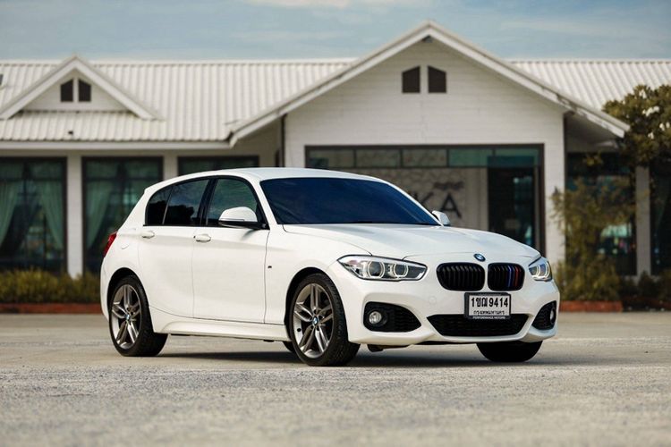 BMW Series 1 2016 118i Utility-car เบนซิน ไม่ติดแก๊ส เกียร์อัตโนมัติ ขาว รูปที่ 3
